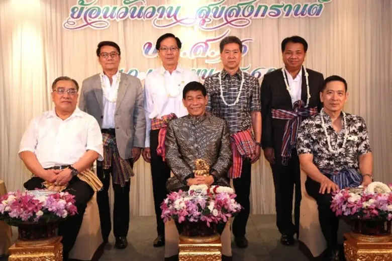 ดร.ฐนนท์ศรณ์ เลิศฤทธิ์ศิริกุล ประธานนักศึ...