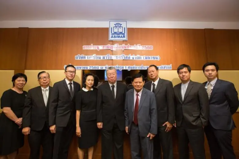 นายประกิต ประทีปะเสน (ที่ 5 จากขวา) ประธา...