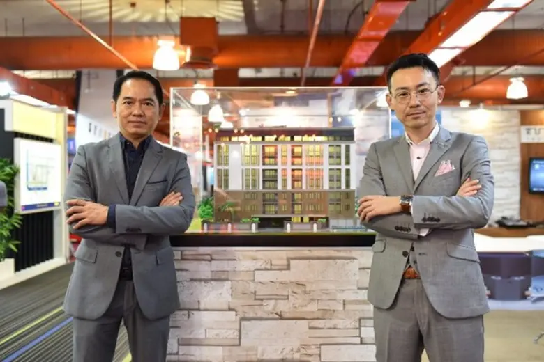 วิชัย จุฬาโอฬารกุล และ มร.โทโมยาสุ ยามาเบ...