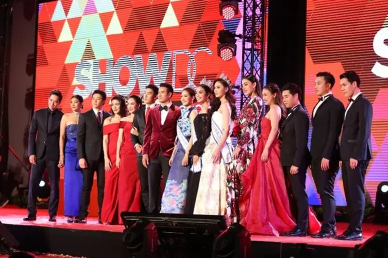 โชว์ ดีซี จัดงานเฉลิมฉลองการเปิดตัวศูนย์ก...