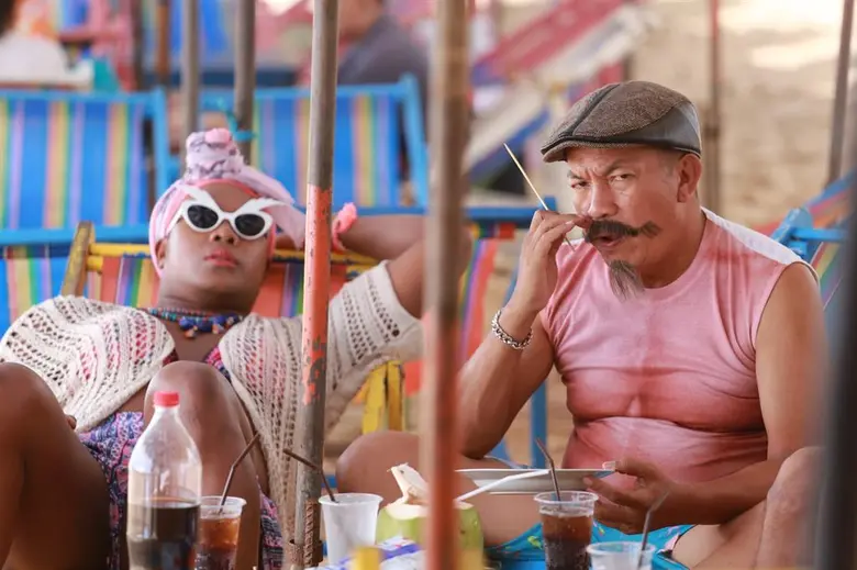 “รัศมีแข” ล่ามสาว 18 มงกุฏ รวมก๊วนป่วนเมืองแท็กทีมตลกตัวพ่อ แจ๊ส-โหน่ง-ค่อม ใน “ไทยแลนด์โอนลี่ #เมืองไทยอะไรก็ได้”