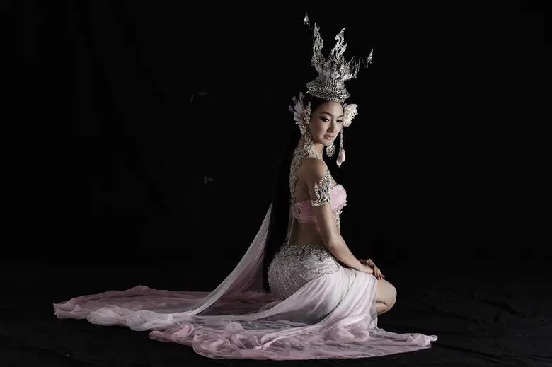 "หม่อมหลวงพันธุ์เทวนพ เทวกุล" หรือ "หม่อม...