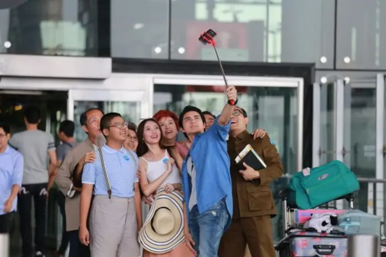 Movie Guide: มาแล้วเอ็มวี “เมืองไทยอะไรก็ได้” เพลงสนุกต้อนรับเสียงฮา จากภาพยนตร์ Thailand Only #เมืองไทยอะไรก็ได้