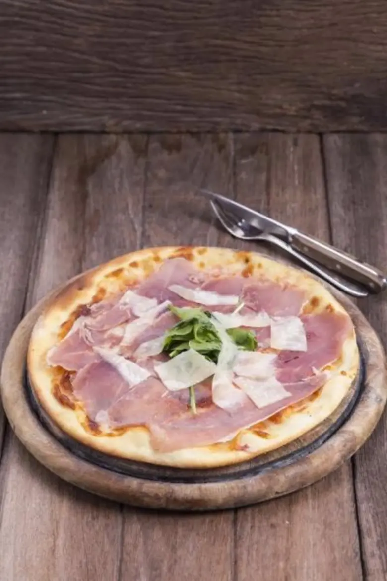 บุฟเฟ่ต์นานาชาติกลางวันมื้อพิเศษ ทุกวันพุธ โรงแรมแคนทารี โคราช