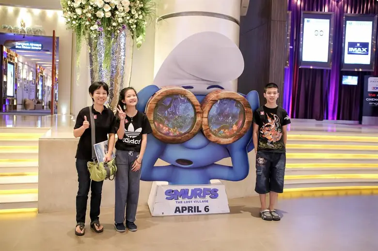 ดูหนัง ฟังนิทาน...พาเฮฮายกครอบครัว