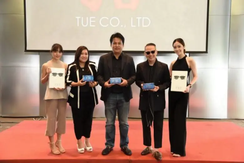 “ออม – แพร” ย้อนวัยเรียน..นั่งติวเข้ม! เสริมความรู้สู่ความครีเอทีฟยุคใหม่ กับ “ไอ-ดี”