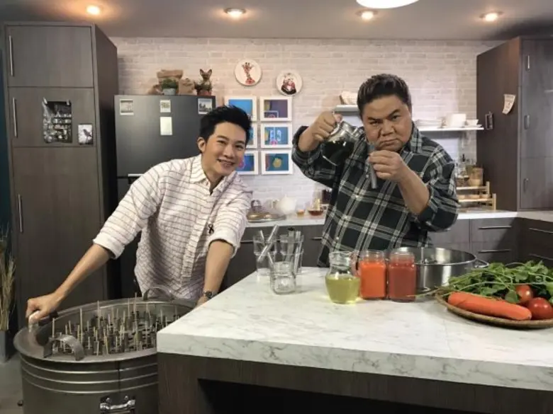 รายการ "ข่าวคลุกข้าว" วันจันทร์ที่ 24 เมษ...