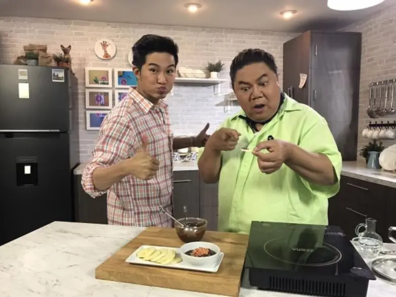 ทีวีไกด์: รายการ "ข่าวคลุกข้าว" ออนแอร์ 24-26 เม.ย. 60