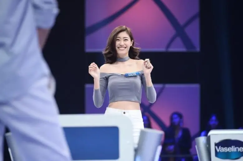 รายการ "ตกสิบหยิบล้าน STILL STANDING THAI...