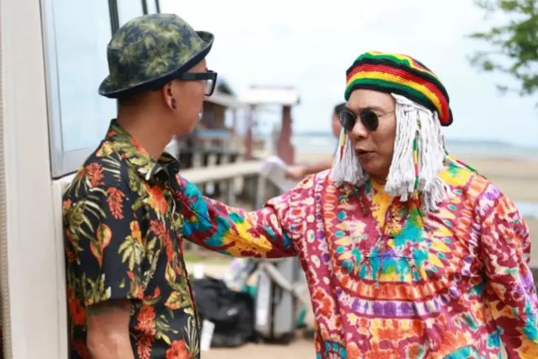 Movie Guide: “แจ๊ส ชวนชื่น” ปะทะ “โหน่ง ชะชะช่า” ครั้งแรกบนจอเงิน พร้อมจัดความฮาดับร้อนกับ “ไทยแลนด์โอนลี่ #เมืองไทยอะไรก็ได้”