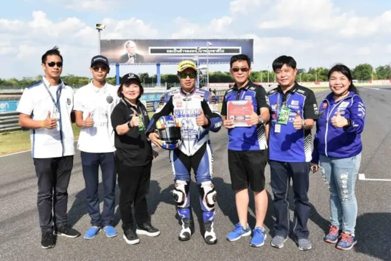 นักบิดสังกัด YAMAHA THAILAND RACING TEAM ...