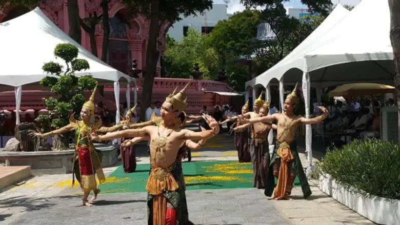 พิพิธภัณฑ์ช้างเอราวัณ สืบสานประเพณีสงกรานต์ จัดงาน “บูชาสัตตมงคลสถาน ถวายน้ำสงกรานต์เกศแก้วจุฬามณี รวมใจภักดีพระภูมี 2 แผ่นดิน”