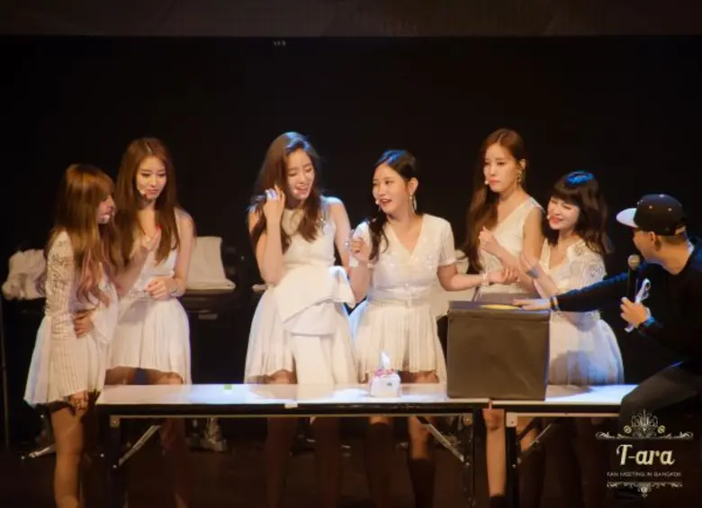 เมื่อวันก่อน "T-ara" (ที-อาร่า) วงเกิร์ลก...