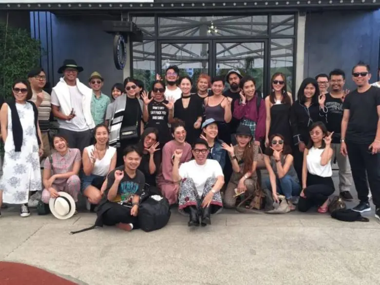 กระทรวงอุตสาหกรรม จับมือ กันตนา กรุ๊ปจัดกิจกรรม “ศึกษาเรียนรู้ผ้าทอ ลาวเวียง” ให้แก่นักออกแบบไทย ผู้เข้าร่วมโครงการ Thai Designer Academy