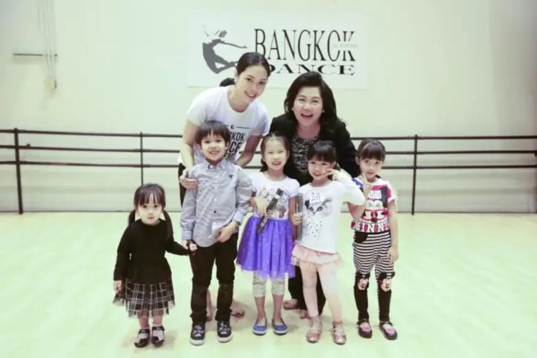 ปลุกจิตนาการลูกๆ เสริมทักษะ สร้างสมาธิ ต้อนรับปิดเทอม เต้นให้เป็น เล่นให้สนุก ไม่หยุดสร้างสรรค์ กับสถาบันบางกอกแดนซ์