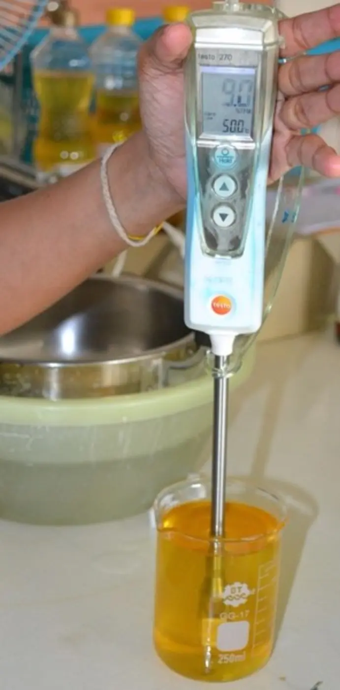 ซื้ออาหารนอกบ้าน ระวังสารโพล่าร์ในน้ำมันทอดซ้ำ