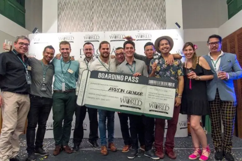 หลังได้รับการคัดเลือกให้เป็นหนึ่งในสองบาร...