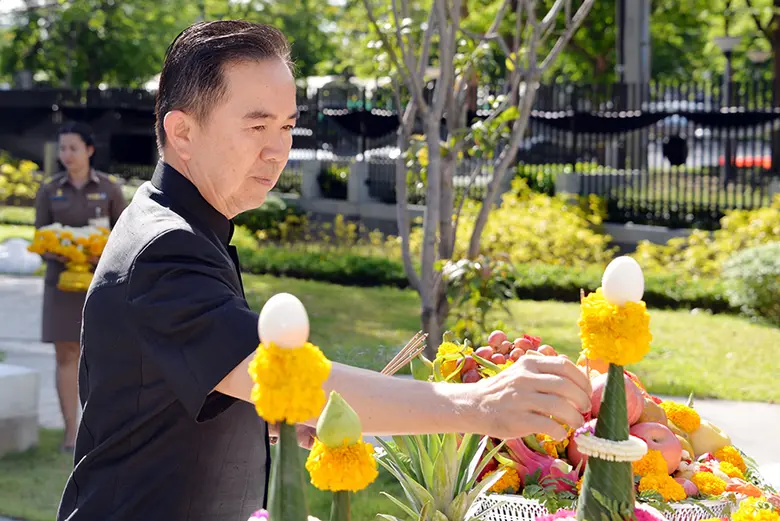 นายจักรกฤศฏิ์ พาราพันธกุล อธิบดีกรมธนารัก...