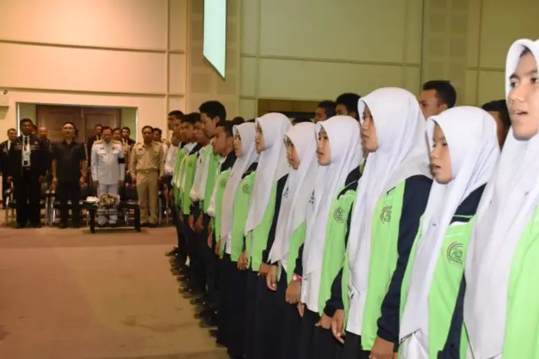 สวนกุหลาบนนท์ฯจัดกิจกรรมตาม "โครงการสานฝั...