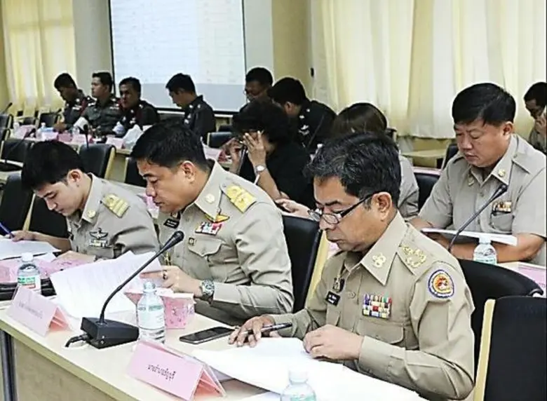 ปภ. โดย ศูนย์ ปภ.เขต 1 ปทุมธานี ร่วมประชุมคณะกรรมการศูนย์ปฏิบัติการป้องกันและลดอุบัติเหตุทางถนน ช่วงเทศกาลสงกรานต์ ปี 2560 จังหวัดปทุมธานี