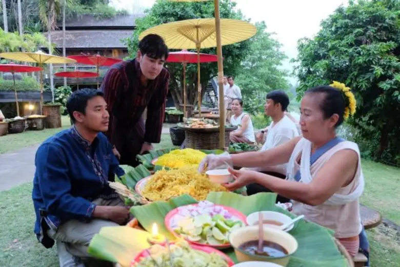 กูรู้นักเดินทาง จ๊อบ นิธิ สมุทรโคจร รับอา...