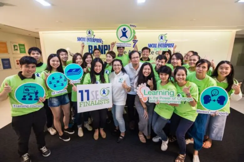 เป็นระยะกว่าสามเดือนหลังประกาศรับสมัครคนร...