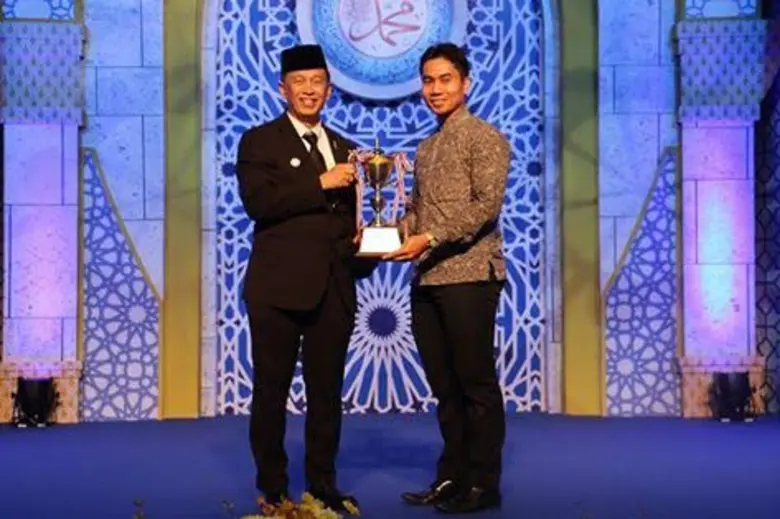 “สมเด็จพระเจ้าอยู่หัวฯทรงมีพระราชดำรัสพระราชทานแก่ไอแบงก์” ในงานเมาลิดกลางฯ ประจำปี ฮ.ศ.1438