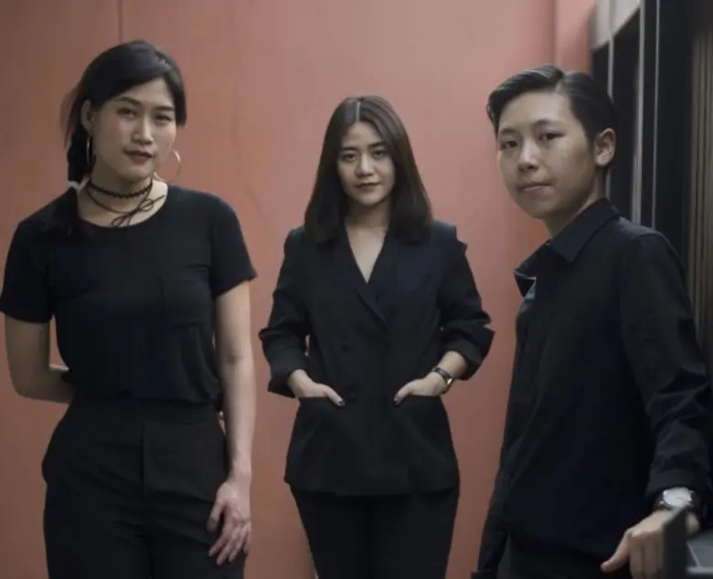 เป็นอีกหนึ่งเพลงที่เข้ามาแบบเงียบๆแต่แรงแ...