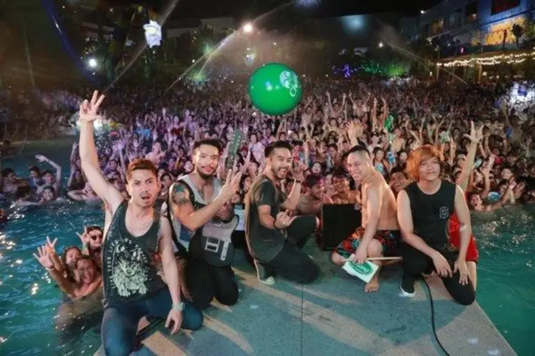 แทบไม่เชื่อสายตากับภาพบรรยากาศของผู้คนร่ว...