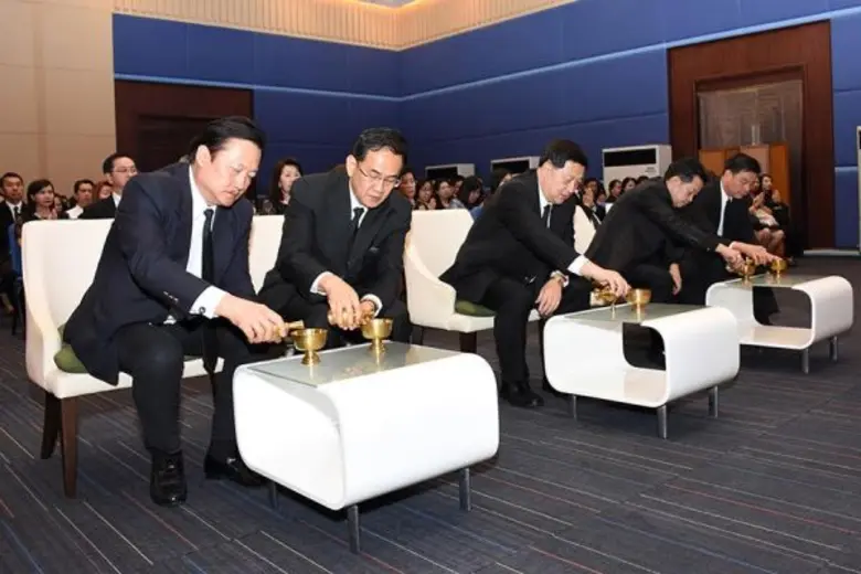 นายประสงค์ พูนธเนศ อธิบดีกรมสรรพากร เป็นป...