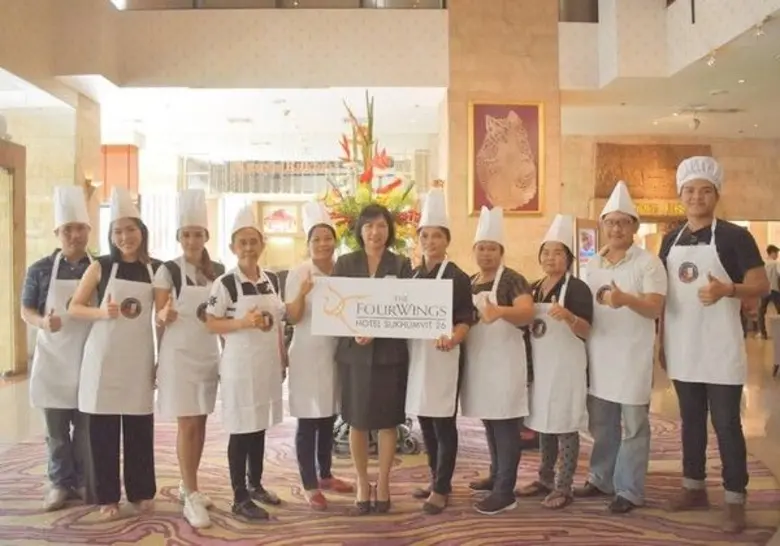 ปาริชาติ กล่อมชุ่ม ผู้อำนวยการฝ่ายขาย ซึ่...