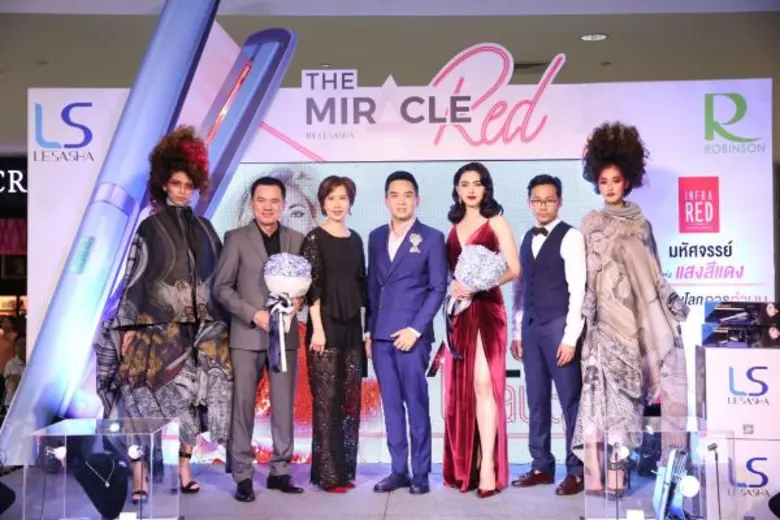 นายเดชฤทธิ์ ณ ตะกั่วทุ่ง รองกรรมการผู้จัด...