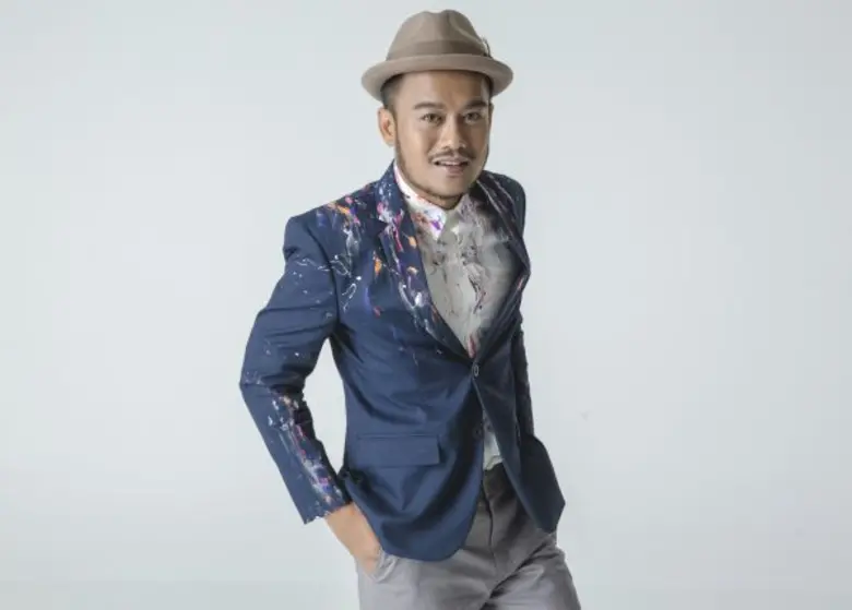 ปล่อยแต่เพลงในแบบสิงโตสไตล์ที่ใช้การร้องก...