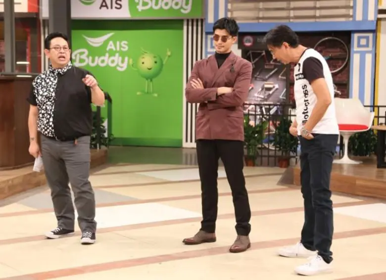 ทีวีไกด์: รายการ “สับขาหลอก” “ตูมตาม เดอะสตาร์” พาย้อนรอย เปิดตัว “ป๋าดัน” !!! ผู้ชักนำเข้าสู่วงการบันเทิง