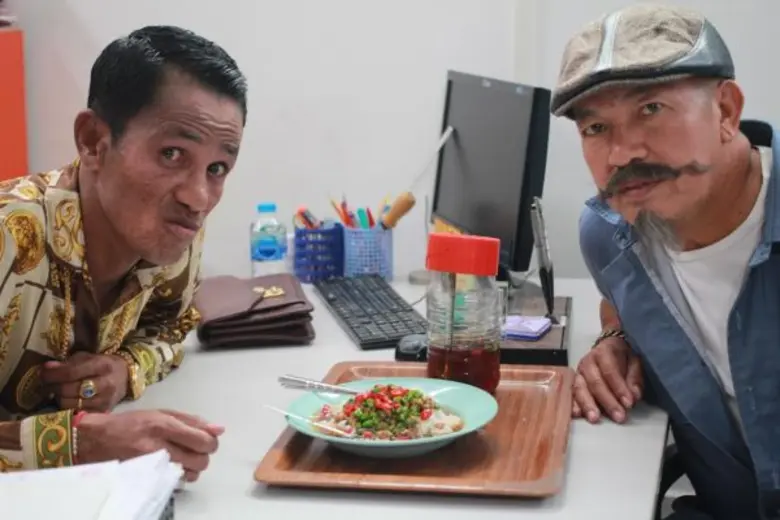 ยกพลความฮาจัดหนักทั้ง แจ๊ส ชวนชื่น ,โหน่ง...