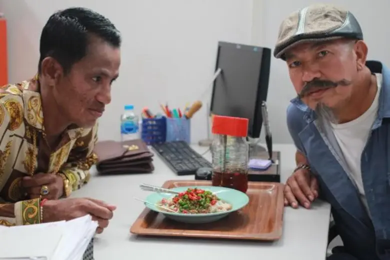 Movie Guide: ค่อม ชวนชื่น การันตี “โรเบิร์ต สายควัน” ตลกสุดฮอตร่วม จัดเต็มความฮาใน “ไทยแลนด์โอนลี่ # เมืองไทยอะไรก็ได้”