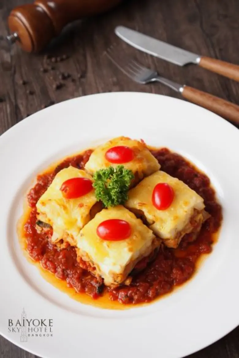 โรงแรมใบหยกสกาย เชิญคุณมาลิ้มลองรสชาติอาห...