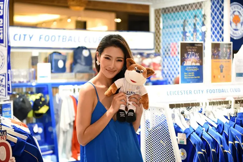 คิง เพาเวอร์ รางน้ำ จัดมหกรรมงานเซลปาร์ตี้สุดมันส์ส่งท้าย See You Soon Sale Party พร้อมโปรโมชั่นสุดพิเศษเพื่อลูกค้าลดสูงสุด 70% เตรียมพร้อมเนรมิตโฉมใหม่ยิ่งใหญ่กว่าเดิมภายในสิ้นปี