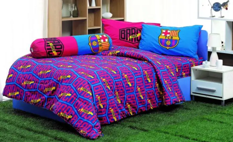 ทิวลิป นำเสนอคอลเลกชั่นฟุตบอลลายใหม่