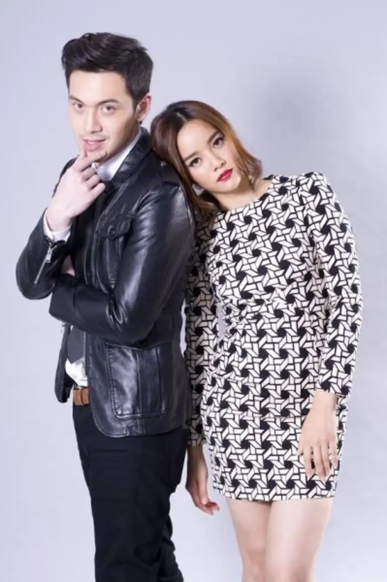 อีกไม่กี่วันก็จะมีตอนใหม่มาให้จิ้นกันอีกแ...