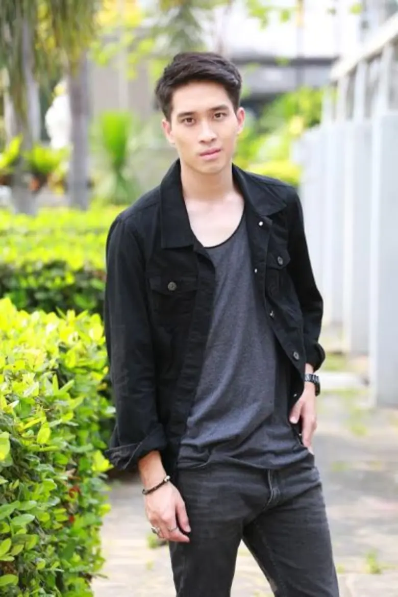 สร้างความน่าหมั่นไส้ให้แฟนๆ เกลียดไปแล้วร...