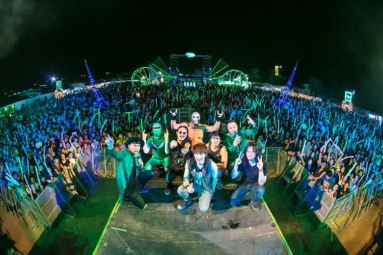 ช้าง คาร์นิวัล อิเล็กทริก เซอร์คัส 2017 ชวนเพื่อน กาญจนบุรี มาดับร้อน! เหล่าศิลปินสุดฮอต พร้อมแซ่บ ญาญ่า หญิง จัดเต็มทุกความสนุก