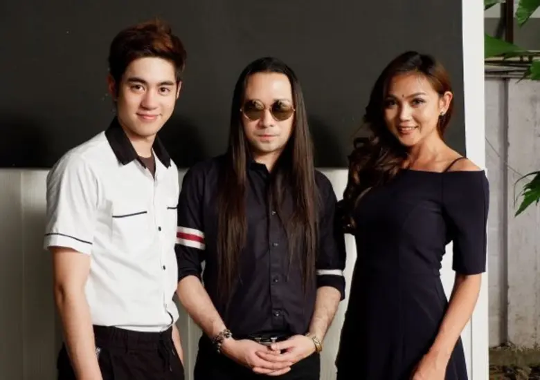 พีธ-พีระ แชร์เรื่องจริงเอ็มวี “อยู่ต่อหรือพอแค่นี้” “กัน-มิน” นัวเนียบนเตียงหลุดสติกระเจิง!!!