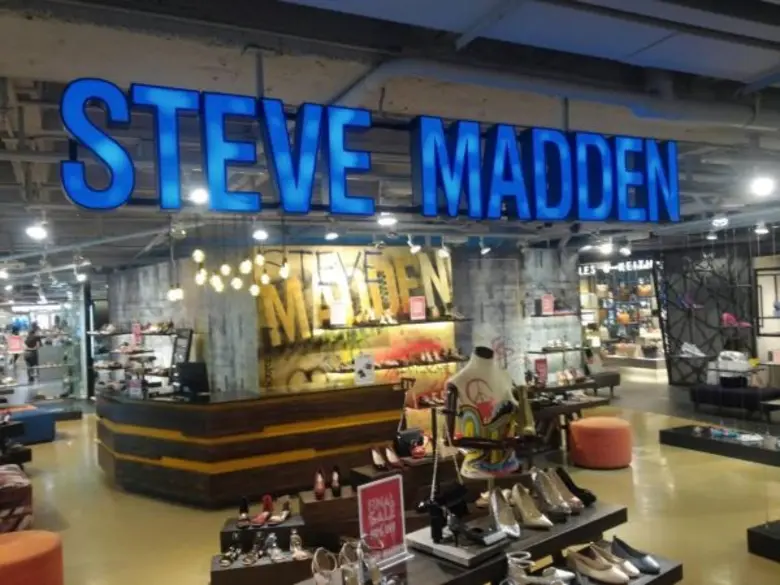 Steve Madden แบรนด์รองเท้าสุดจี๊ดจากประเท...