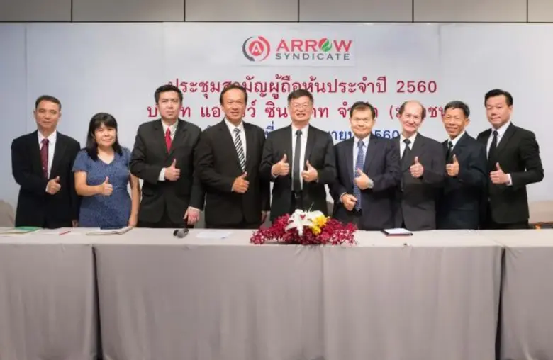 ผศ.ดร.วิชัย โถสุวรรณจินดา (ที่ 5 จากซ้าย ...