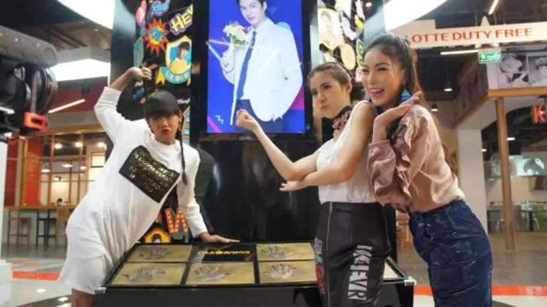 ทีวีไกด์: รายการ “#TEAMGIRL” “เอสเธอร์-มุก-เจนนี่” บุก “SHOW DC” ปักหมุด 5 ร้านเด็ดซุปตาร์เกาหลี!!!