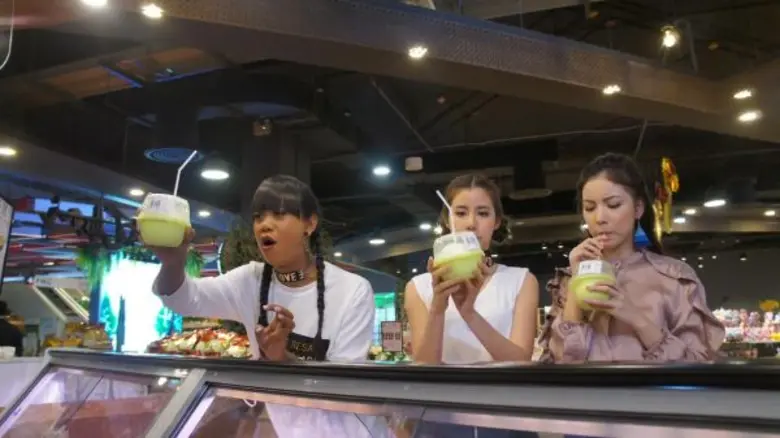 ทีวีไกด์: รายการ “#TEAMGIRL” “เอสเธอร์-มุก-เจนนี่” บุก “SHOW DC” ปักหมุด 5 ร้านเด็ดซุปตาร์เกาหลี!!!