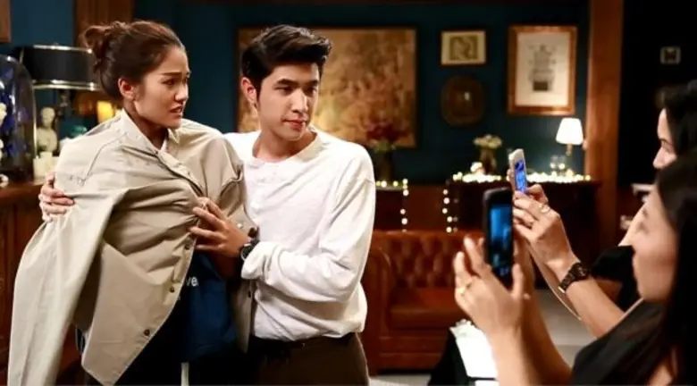 ใครเห็นซีนนี้เป็นต้องตาร้อนผ่าว อยากสิงร่...