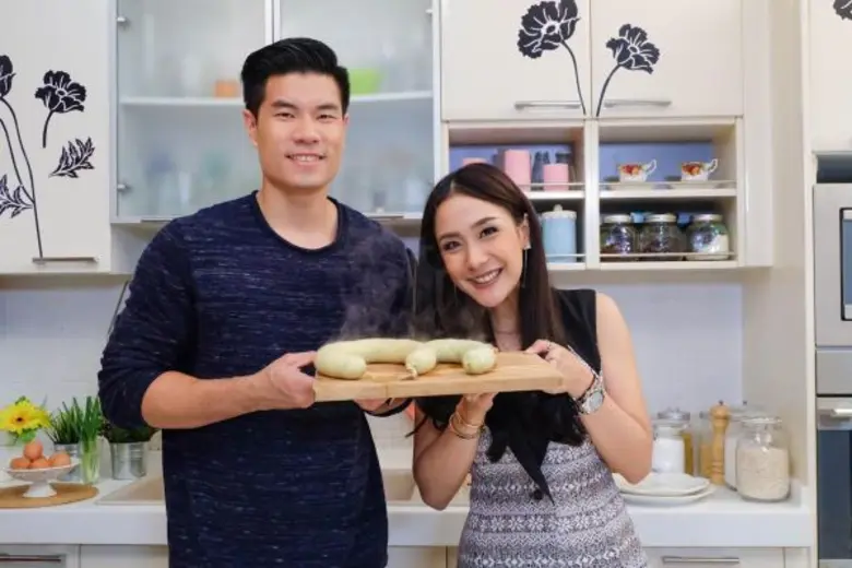 ทีวีไกด์: รายการ "มันตราเลดี้" 3 สาวมันตราเลดี้ เปิดบ้านรับ “3 หนุ่มโสด CLEO” ดีกรีความหล่อฟุ้งกระจาย ออกอากาศวันอาทิตย์ที่ 30 เมษายน 2560