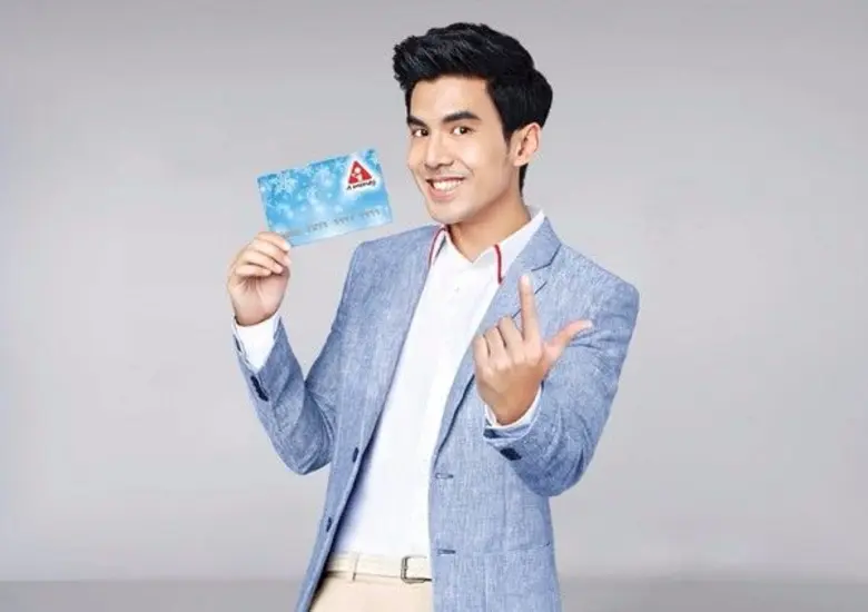 เรียกได้ว่าเป็นดาราหนุ่มมากความสามารถคนหน...